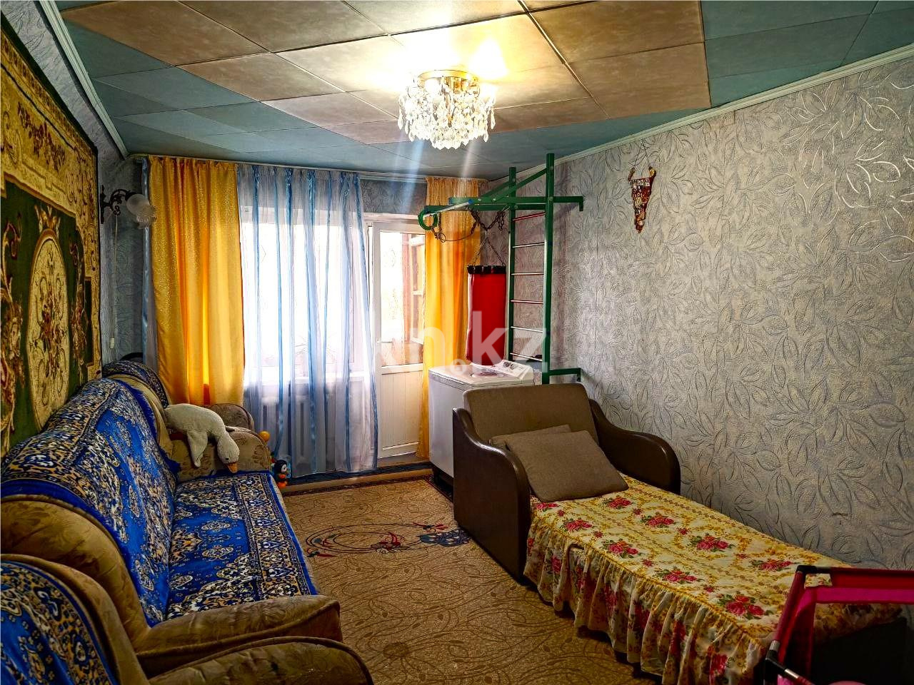 Продажа 2-комнатной квартиры, 45 м², мкр-н 23, дом  16 - Продажа квартир в Караганде фото 1 из 12