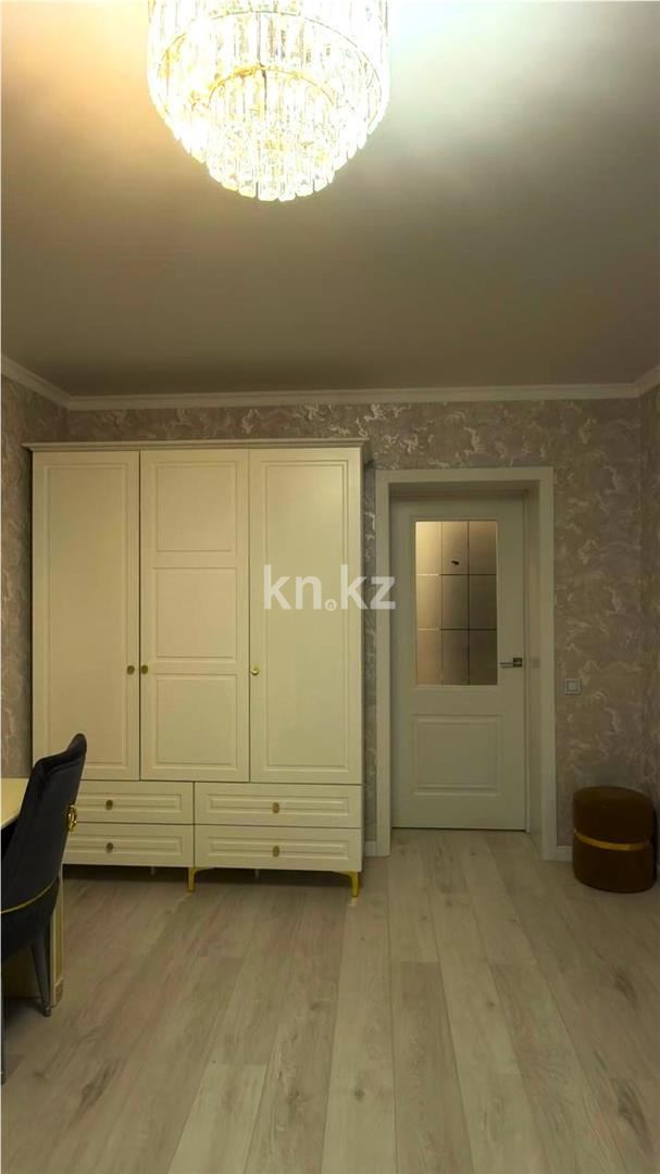 Продажа 3-комнатной квартиры, 68 м² - Продажа трехкомнатных квартир в Караганде - страница 2 фото 7 из 13