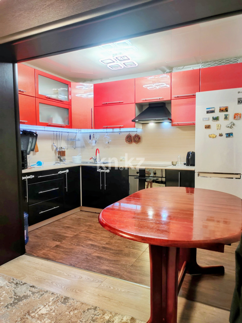 Продажа 2-комнатной квартиры, 57.9 м² - Недвижимость в Караганде - страница 2 фото 2 из 6