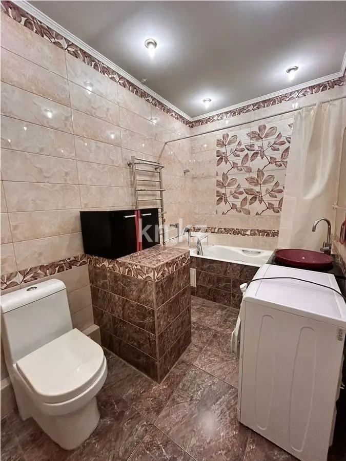 Продажа 3-комнатной квартиры, 73.4 м², мкр-н Аксай-2, дом  68 в Алматы - фото 3