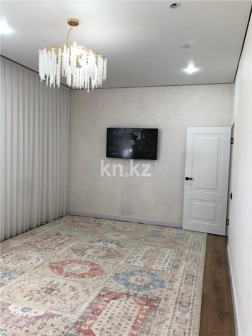 Продажа 2-комнатной квартиры, 60 м² в Караганде