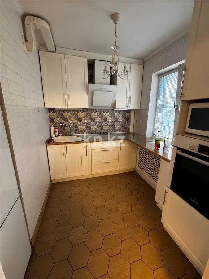 Продажа 2-комнатной квартиры, 57 м², 11 мкр., дом  24 в Алматы - фото 4