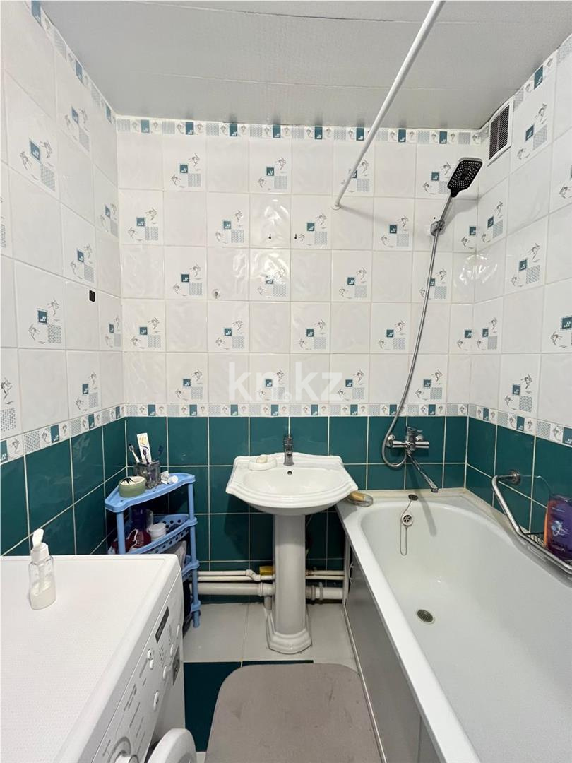 Продажа 3-комнатной квартиры, 64 м², мкр-н Степной-3, дом  1 - Продажа  трехкомнатных квартир в Караганде фото 13 из 14