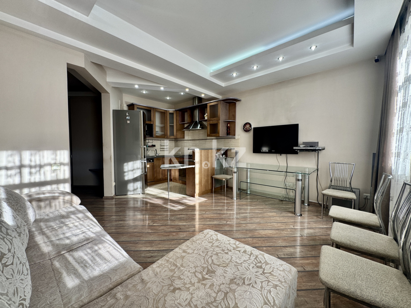 Продажа 3-комнатной квартиры, 66.2 м², ул. Абая, дом  26 - Продажа квартир в Караганде фото 4 из 23