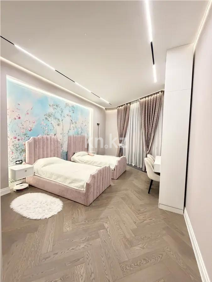 Продажа 4-комнатной квартиры, 155 м² - Продажа квартир в монолитно-каркасном доме в Алматы фото 2 из 8