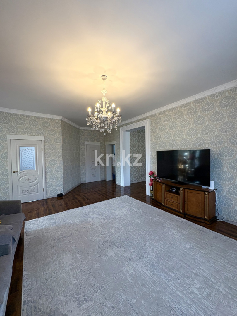 Продажа 7-комнатного дома, 300 м² в Алматы - фото 18