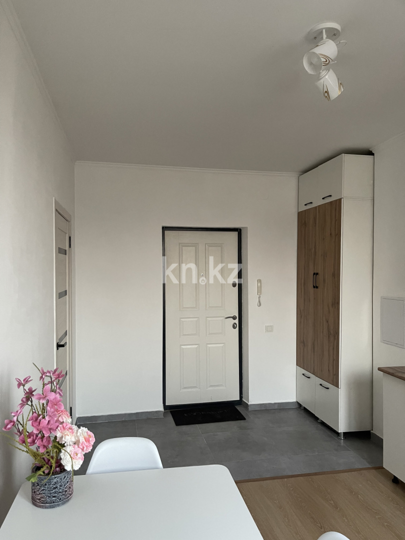 Продажа 1-комнатной квартиры, 40 м², ул. Еспаева, дом  10 в Алматы - фото 19