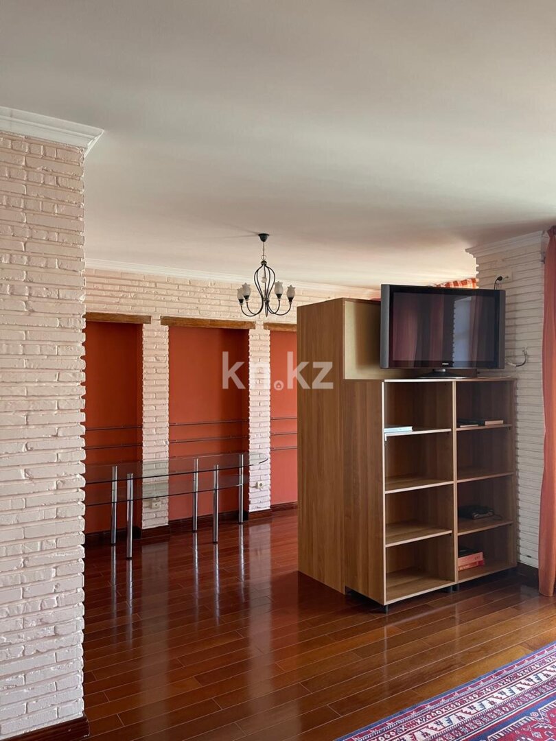 Аренда 2-комнатной квартиры, 137 м² в Алматы - фото 11