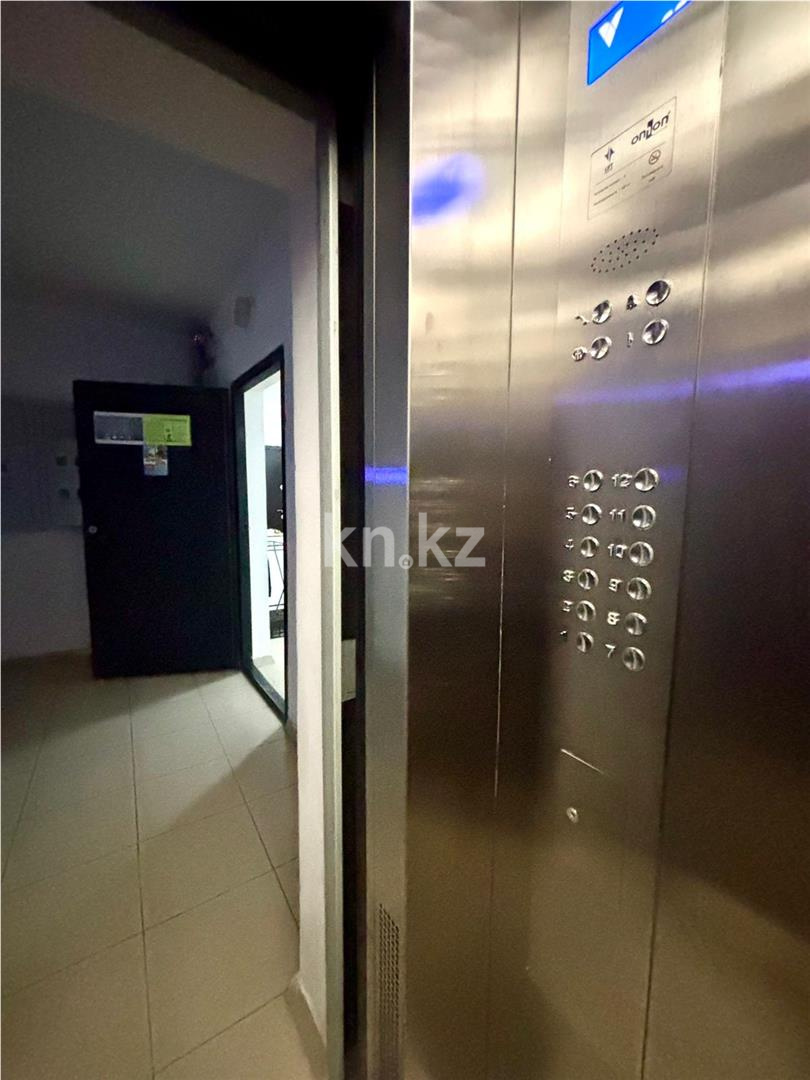 Продажа 3-комнатной квартиры, 68 м², мкр. Степной-2, дом  2/4 в Караганде - фото 15