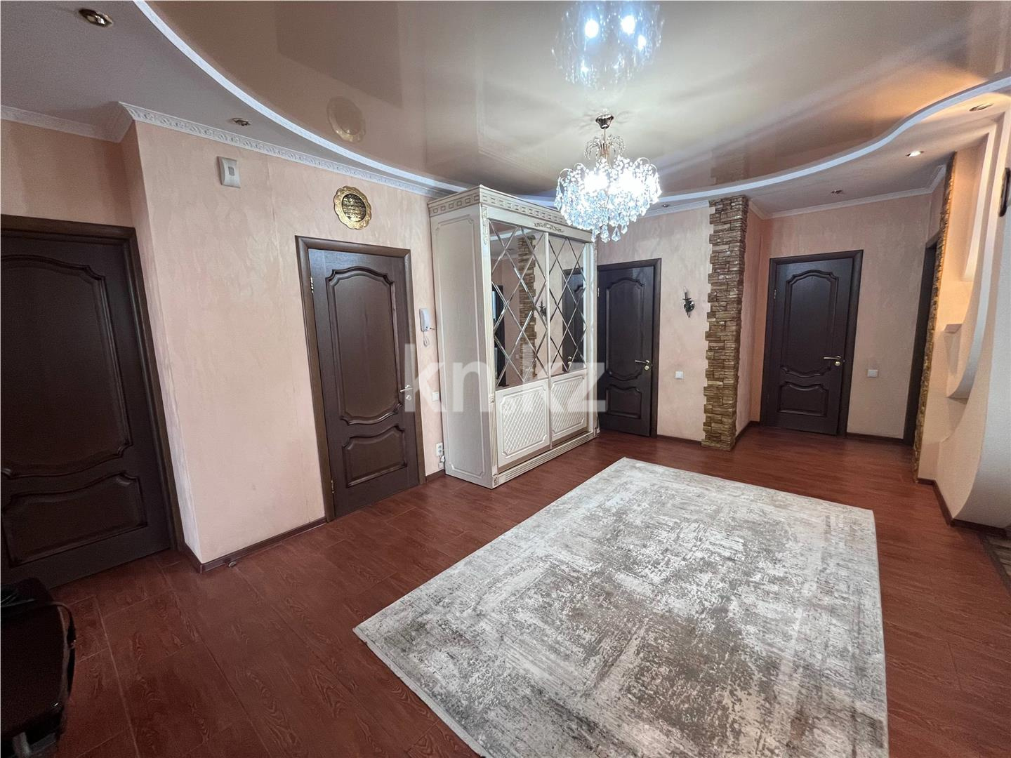 Продажа 4-комнатной квартиры, 124 м² в Караганде - фото 13