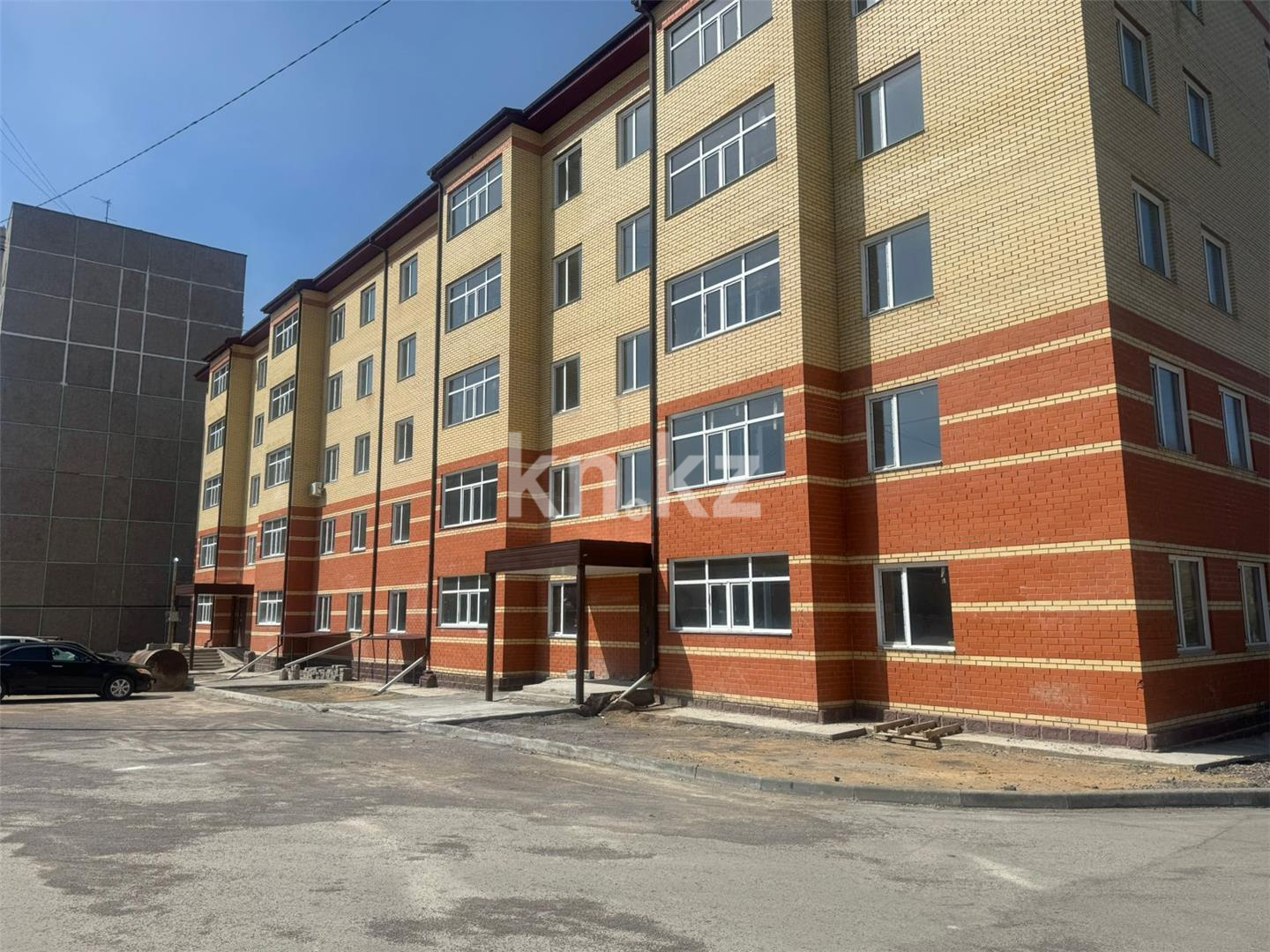 Продажа 3-комнатной квартиры, 87 м², ул. Абая - Продажа квартир в Темиртау фото 1 из 8