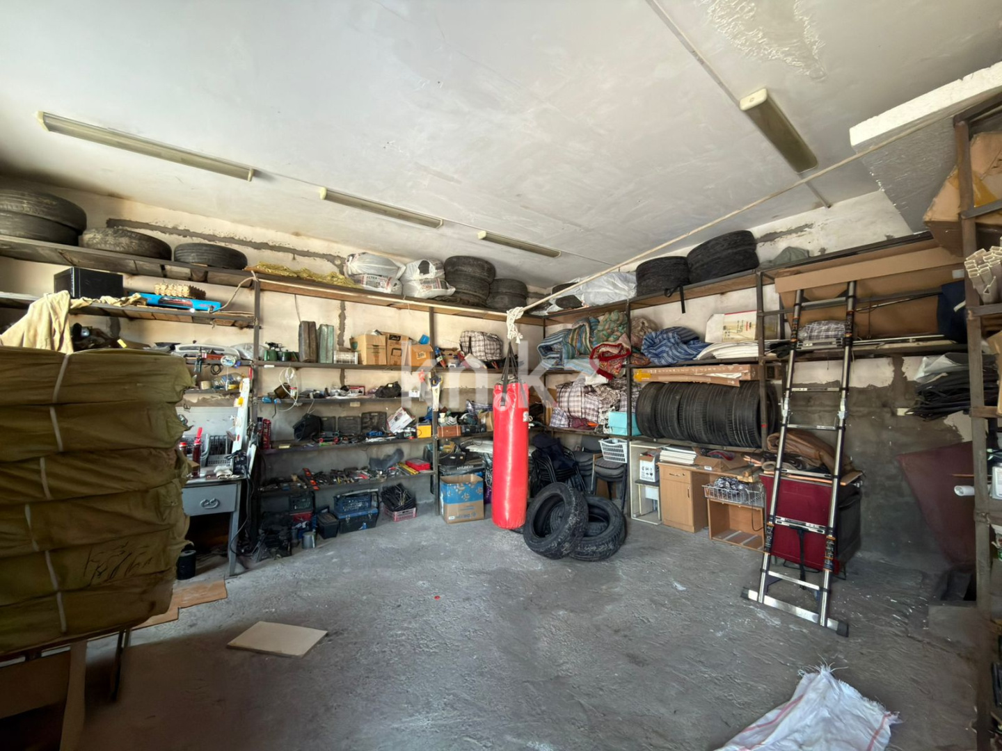 Продажа 9-комнатного дома, 238 м² - Продажа пятикомнатных и более домов, коттеджей в Астане фото 15 из 18