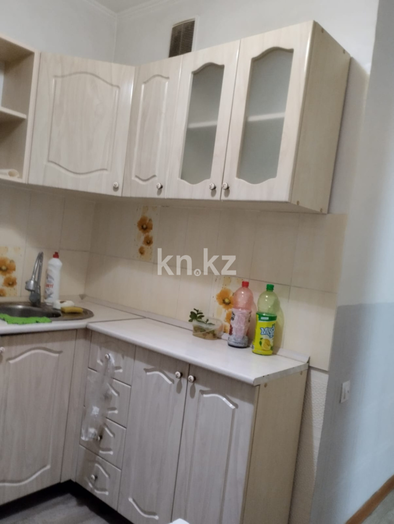 Аренда 1-комнатной квартиры, 31 м², ул. Комиссарова, дом  26 - Аренда  однокомнатных квартир помесячно в Караганде с фото фото 4 из 9