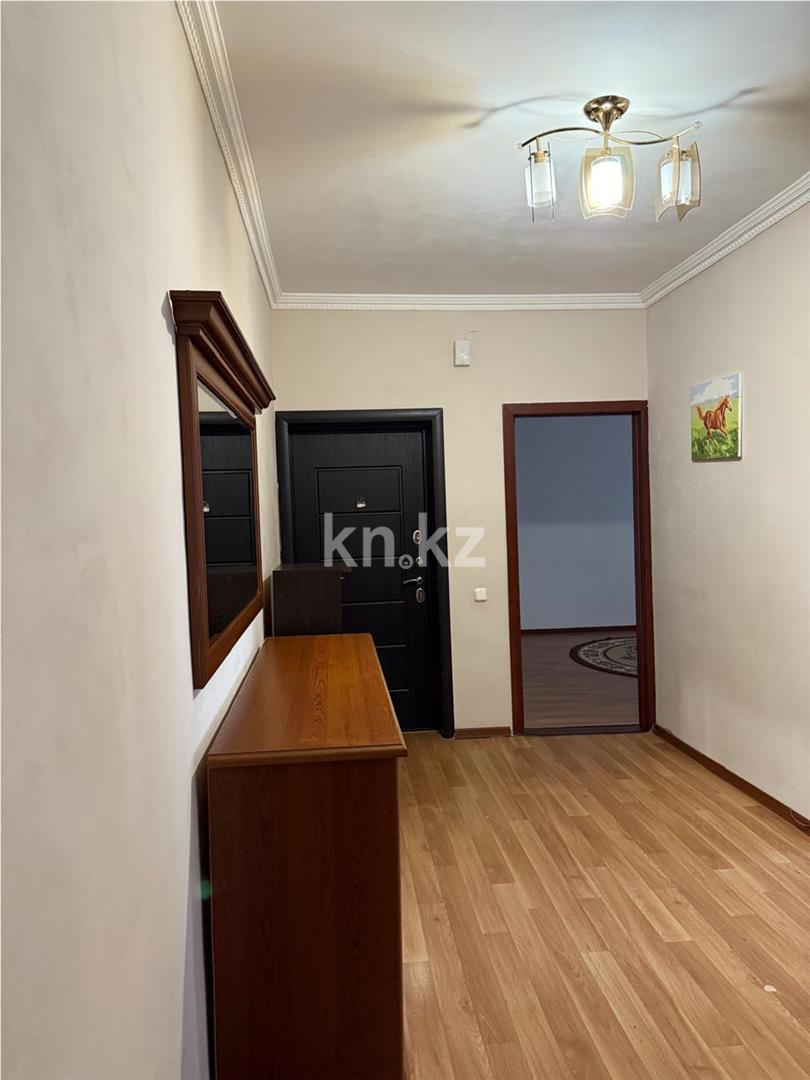Продажа 3-комнатной квартиры, 80 м², пр. Шахтеров в Караганде - фото 11