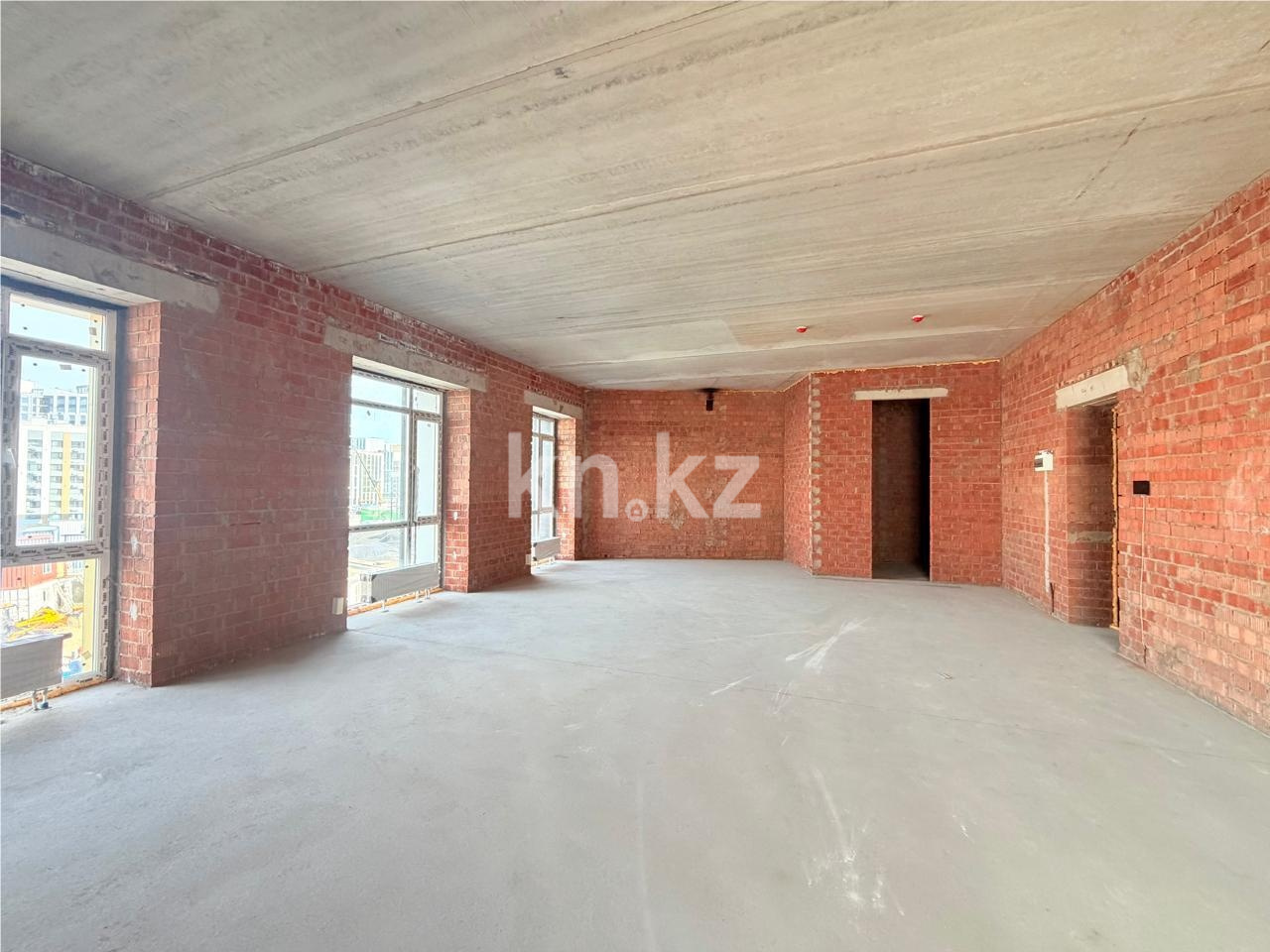 Продажа 2-комнатной квартиры, 72 м² в Астане - фото 2
