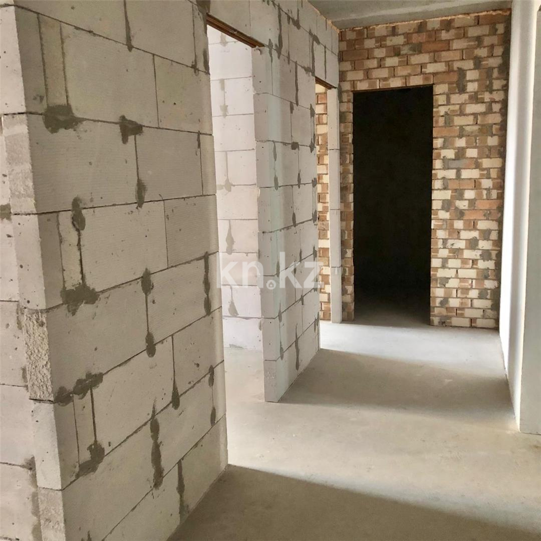 Продажа 4-комнатной квартиры, 129 м², ул. Ашимова - Продажа квартир в Караганде фото 7 из 21