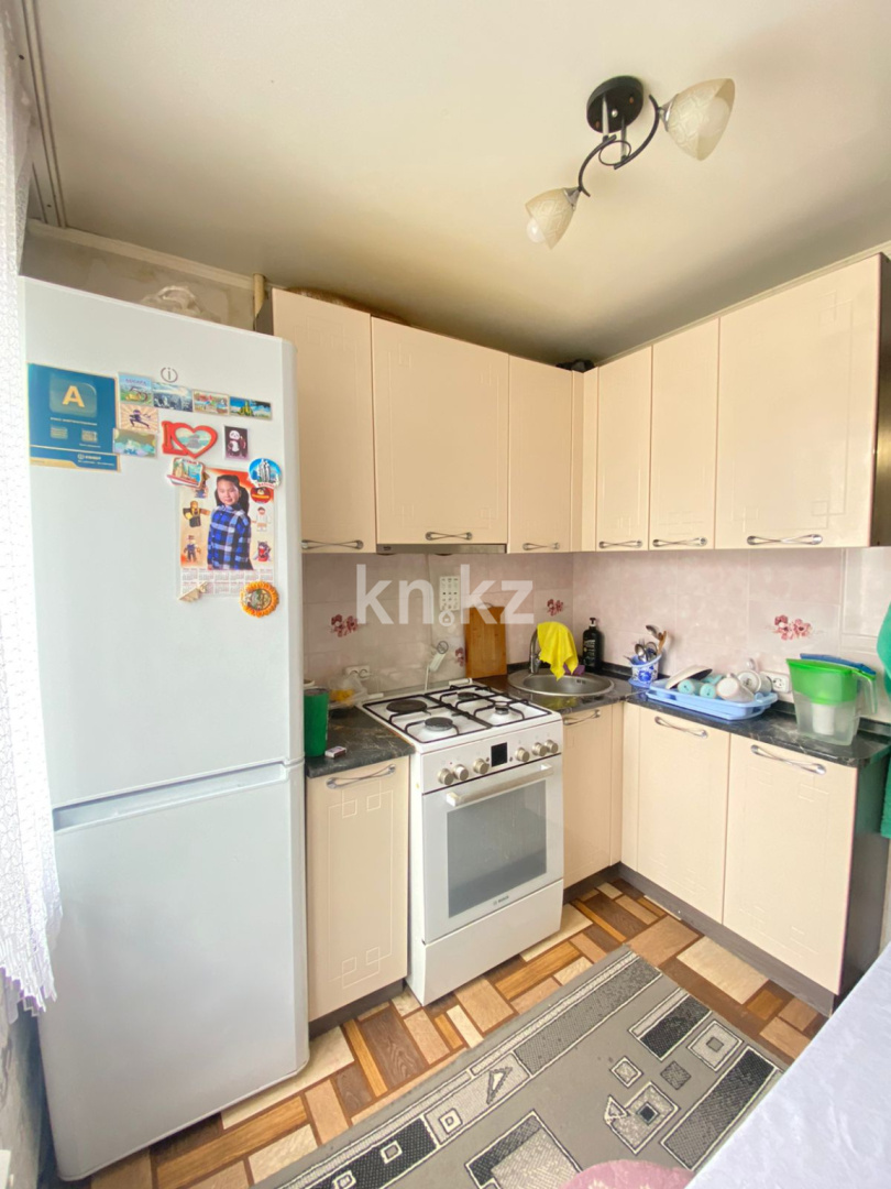 Продажа 4-комнатной квартиры, 62 м², ул. Муканова, дом  8 - Продажа  четырехкомнатных квартир в Караганде фото 4 из 15