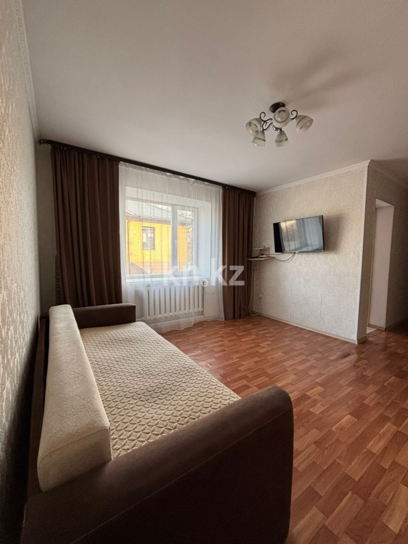 Аренда 2-комнатной квартиры посуточно, 52 м², Исы Байзакова, дом  147 в Павлодаре