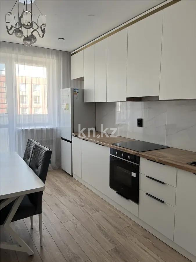 Продажа 3-комнатной квартиры, 80 м² - Продажа квартир в кирпичном доме в Астане - страница 2 фото 3 из 5