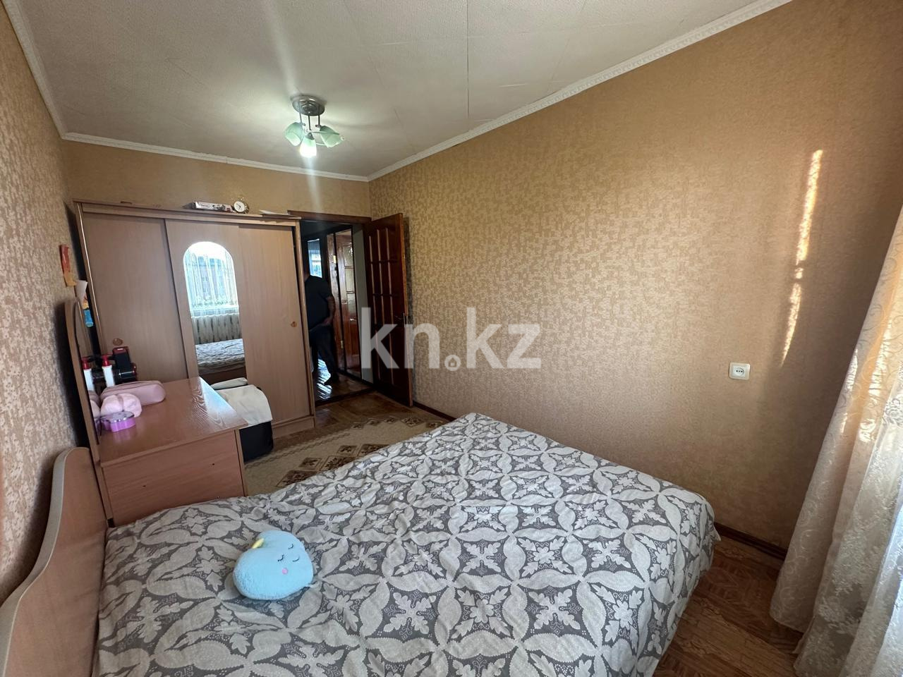 Продажа 3-комнатной квартиры, 61 м², ул. Университетская - Продажа  трехкомнатных квартир в Караганде фото 4 из 13