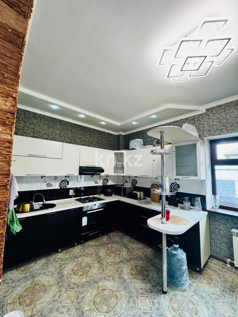 Продажа 6-комнатного дома, 200 м², Курмангазы, дом  17 - Продажа домов, коттеджей в Алматинской области фото 12 из 22