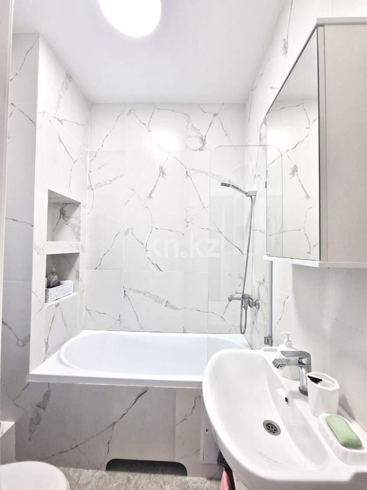 Аренда 2-комнатной квартиры посуточно, 48 м², пр. Туран, дом  34а в Астане - фото 6