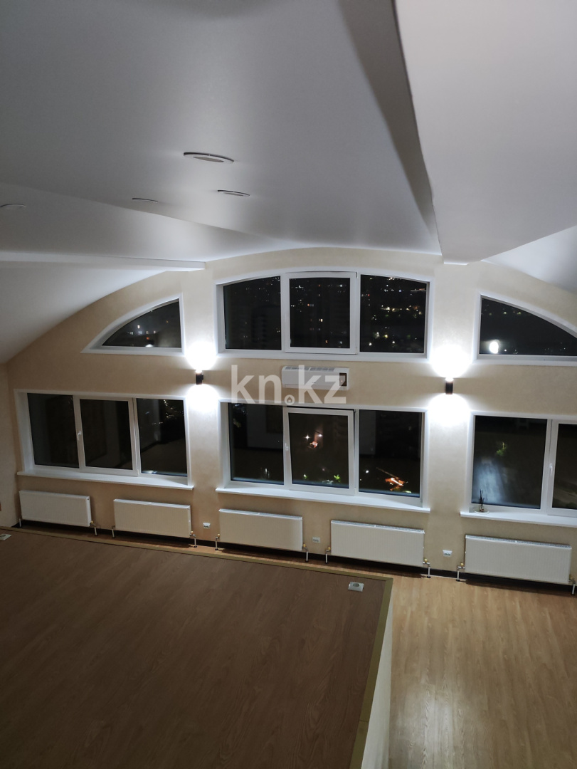 Продажа 5-комнатной квартиры, 165.5 м², ул. Иманова, дом  17 - ул. Валиханова - Продажа квартир в Астане фото 18 из 19