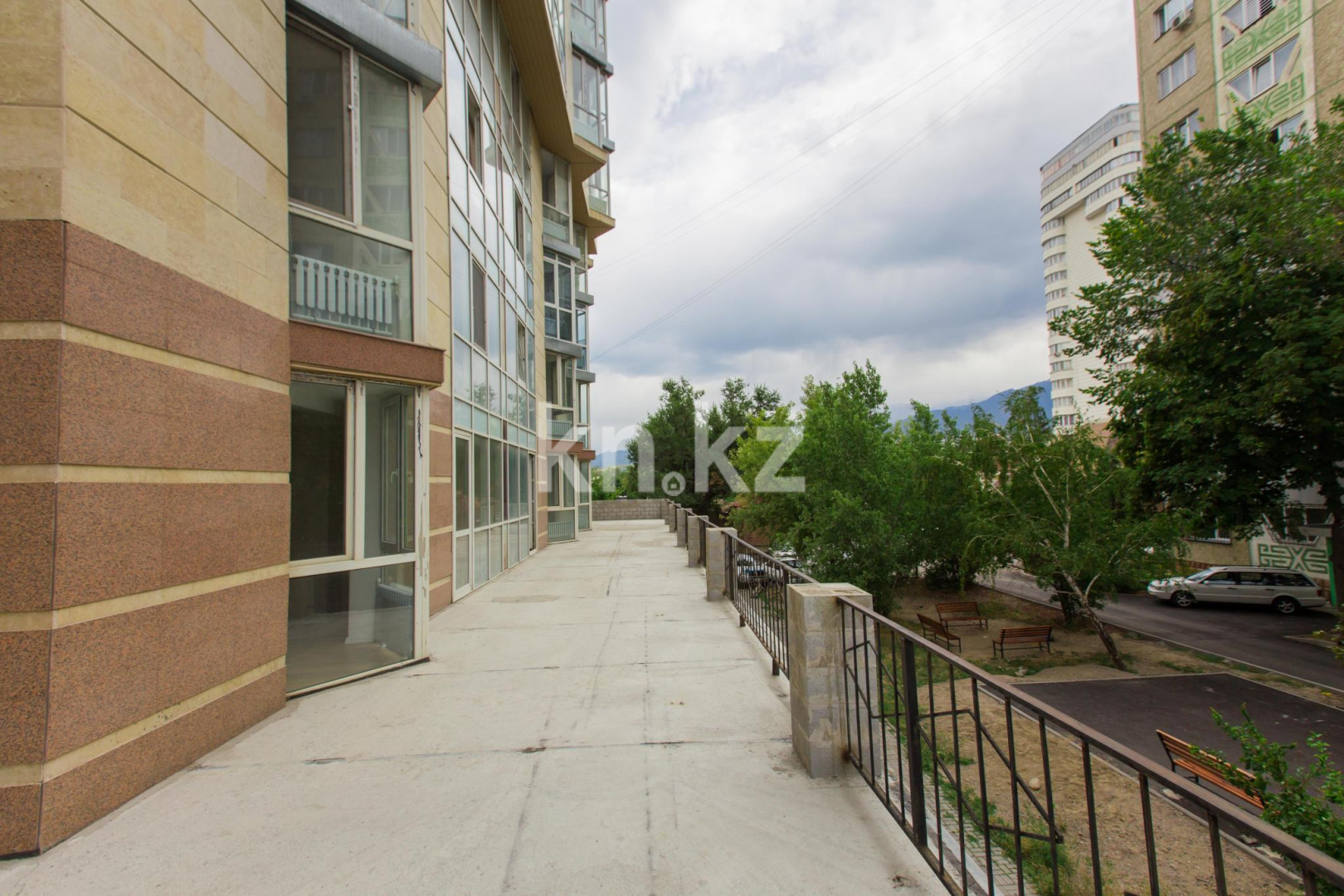 Продажа 3-комнатной квартиры, 73 м², ул. Розыбакиева, дом  283а в Алматы - фото 12