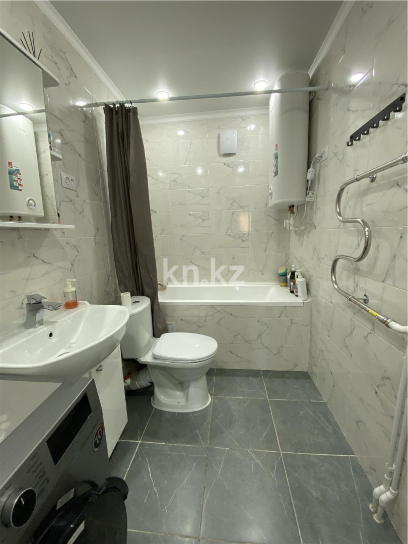 Продажа 2-комнатной квартиры, 45 м², ул. Экибастузская, дом  104 - Продажа квартир в Караганде фото 7 из 9