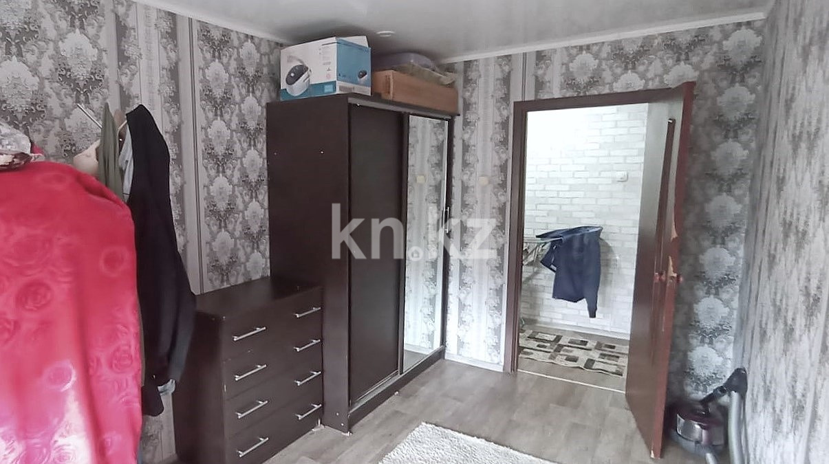 Продажа 4-комнатной квартиры, 61 м², ул. Абая в Темиртау - фото 10