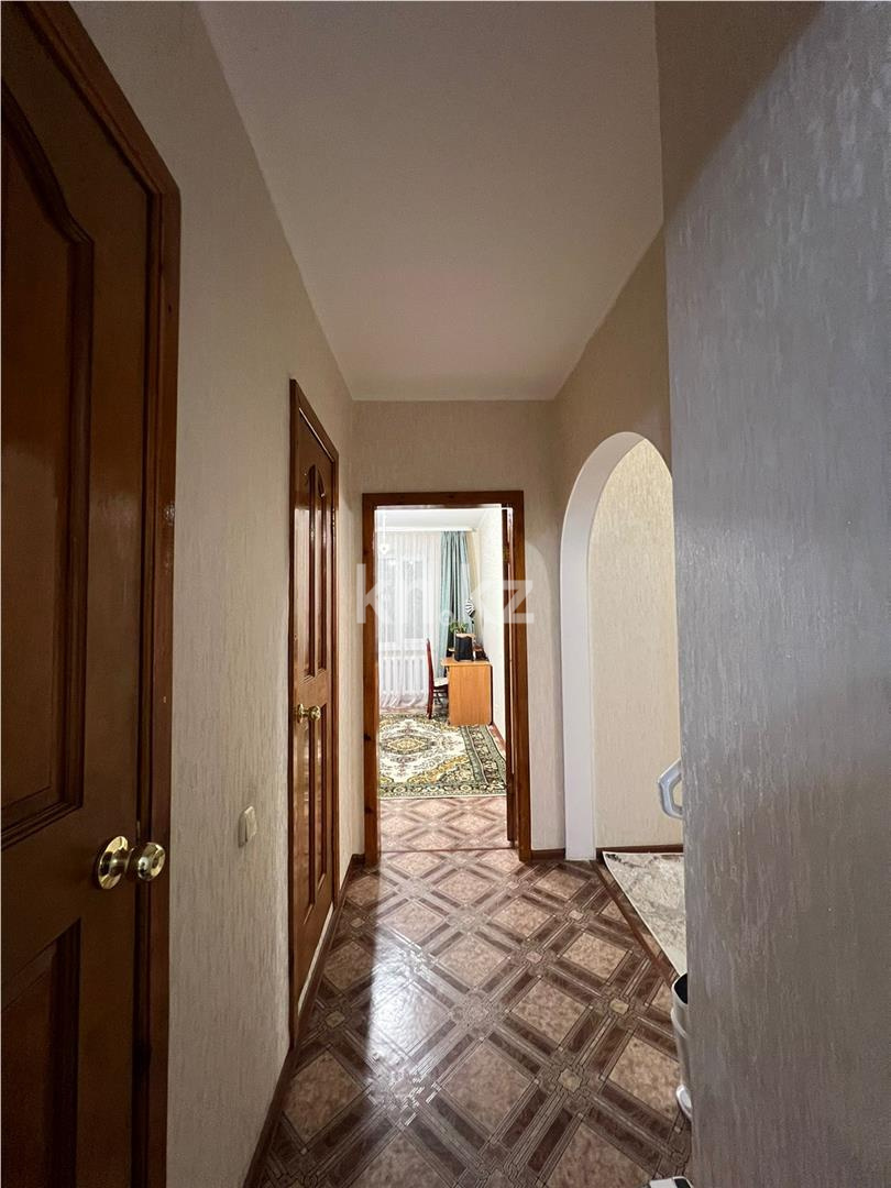 Продажа 4-комнатной квартиры, 76 м², мкр-н Степной-4, дом  29 - Продажа  четырехкомнатных квартир в Караганде фото 11 из 19