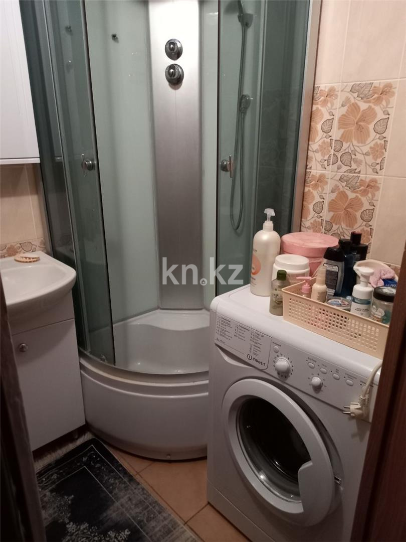 Продажа 3-комнатной квартиры, 62 м², пр. Строителей - Продажа  трехкомнатных квартир в Караганде фото 15 из 21