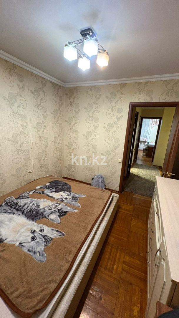 Продажа 3-комнатной квартиры, 65 м², ул. Дюсембекова, дом  49 - Продажа квартир в Караганде фото 8 из 13