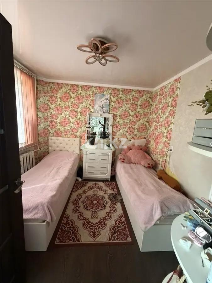 Продажа 4-комнатной квартиры, 60 м² - Продажа квартир от собственников в Караганде фото 4 из 8