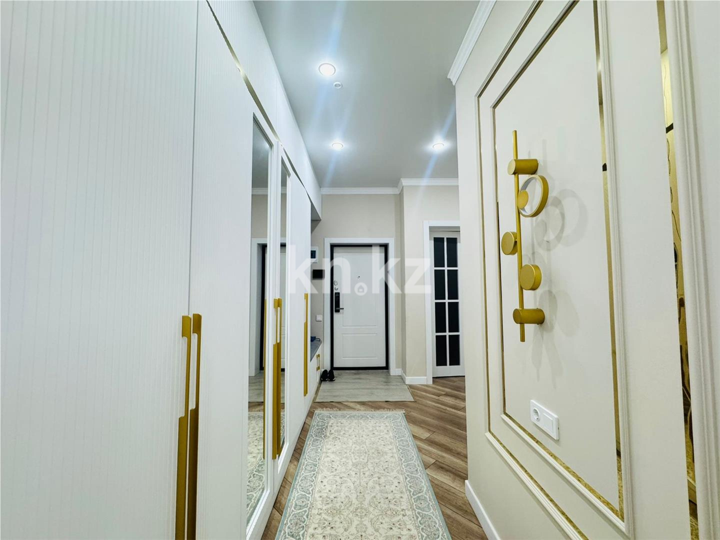 Продажа 3-комнатной квартиры, 105 м², пр. Туран в Астане - фото 12