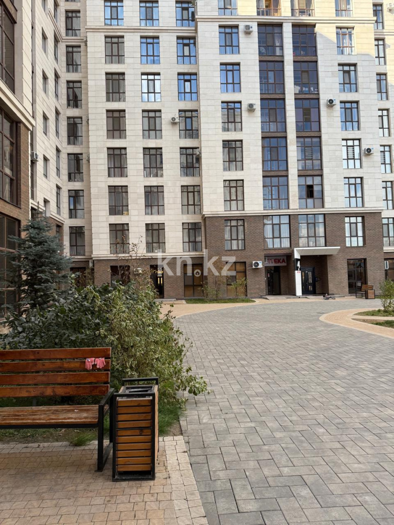 Продажа 4-комнатной квартиры, 140 м², ул. Бокейхана, дом  3б - Керей Жанибек Хандар в Астане - фото 40