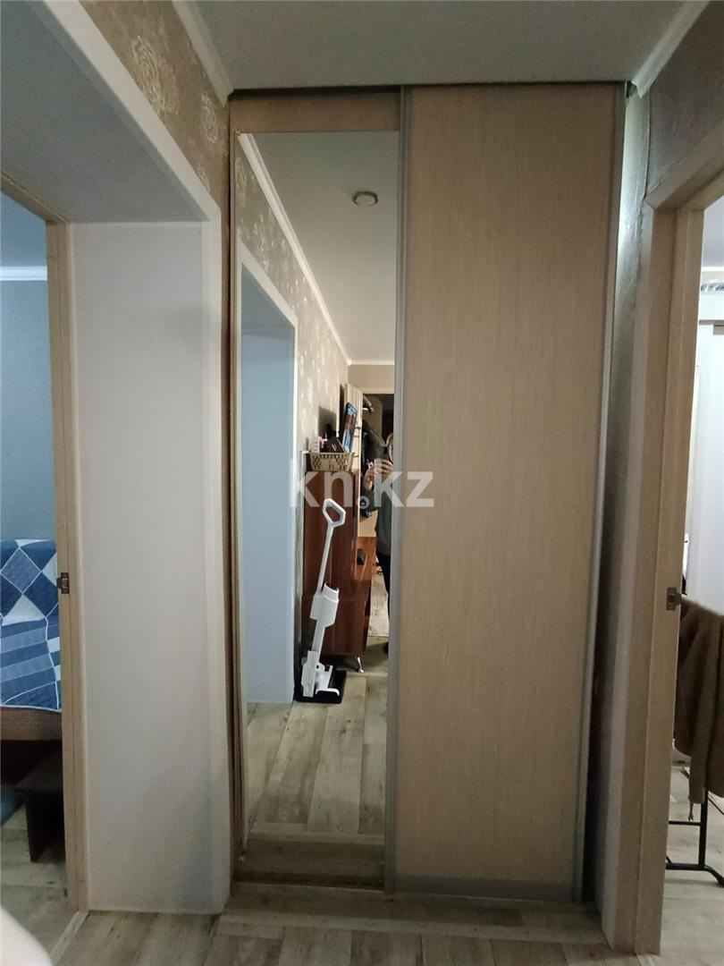 Продажа 3-комнатной квартиры, 57 м², мкр-н 21 в Караганде - фото 17