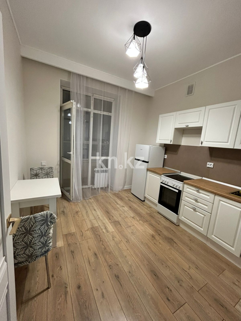 Аренда 1-комнатной квартиры, 38 м² - Аренда квартиры помесячно в Астане фото 1 из 7