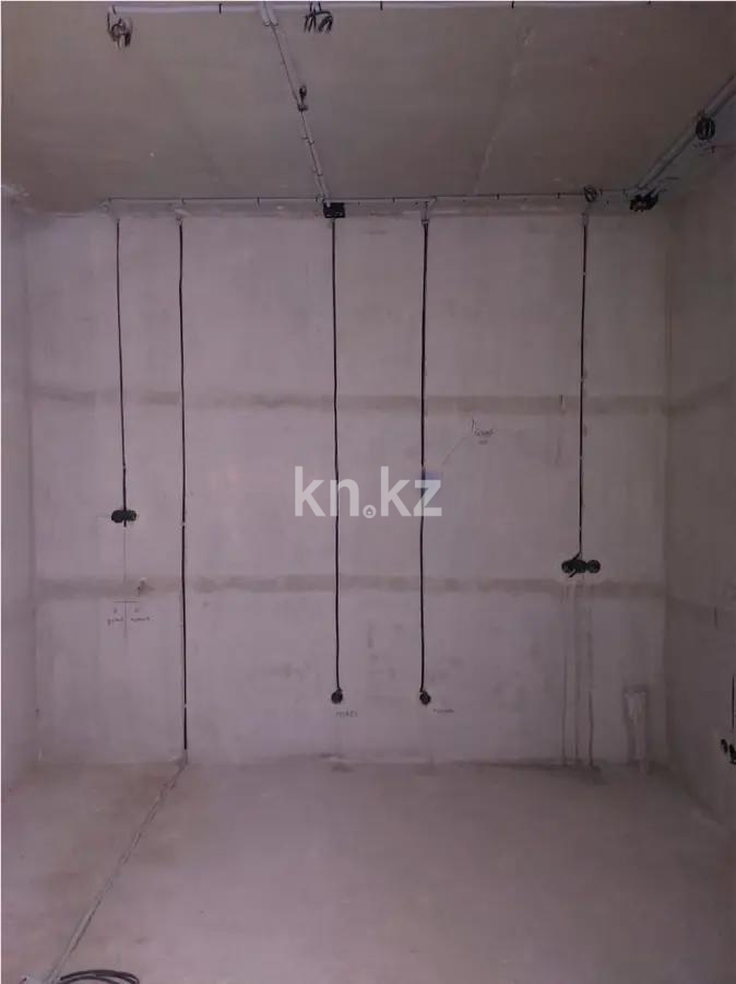 Продажа 4-комнатной квартиры, 144 м², пр. Тауелсыздык, дом  56/3 - Продажа  четырехкомнатных квартир в Астане без посредников с фото фото 2 из 3