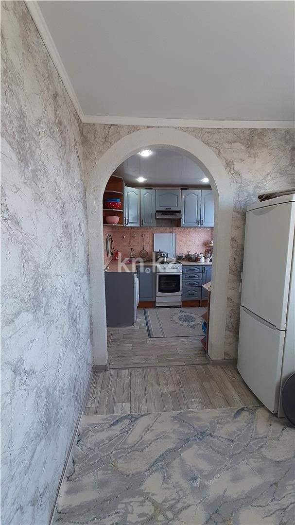 Продажа 3-комнатной квартиры, 62 м², пр. Мира - Продажа жилой и коммерческой недвижимости в Темиртау фото 9 из 13