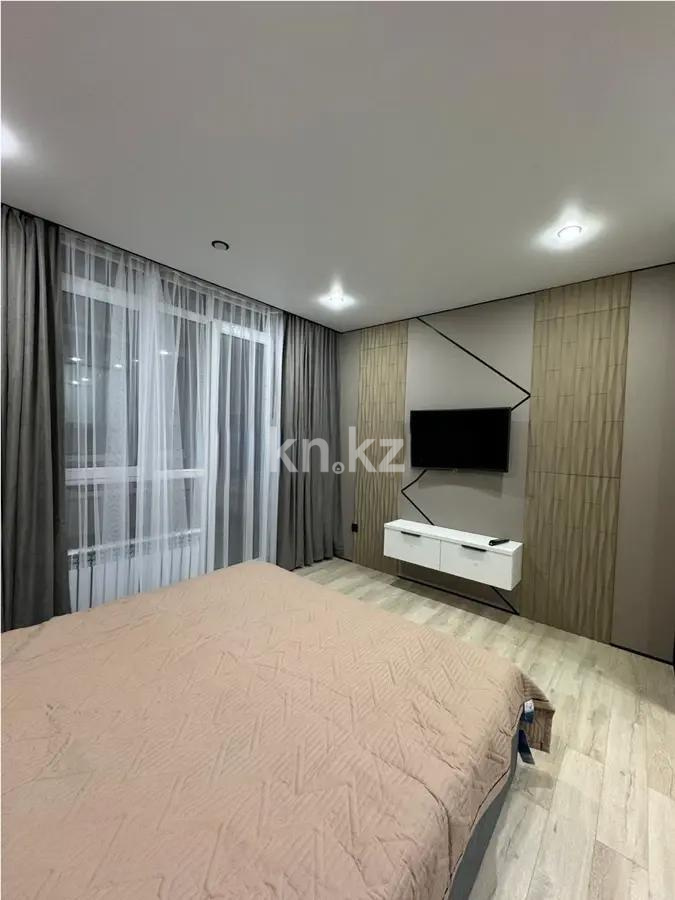 Продажа 1-комнатной квартиры, 33 м², ул. Толе би, дом  285/8 - Продажа  однокомнатных квартир в Алматы без посредников фото 1 из 4