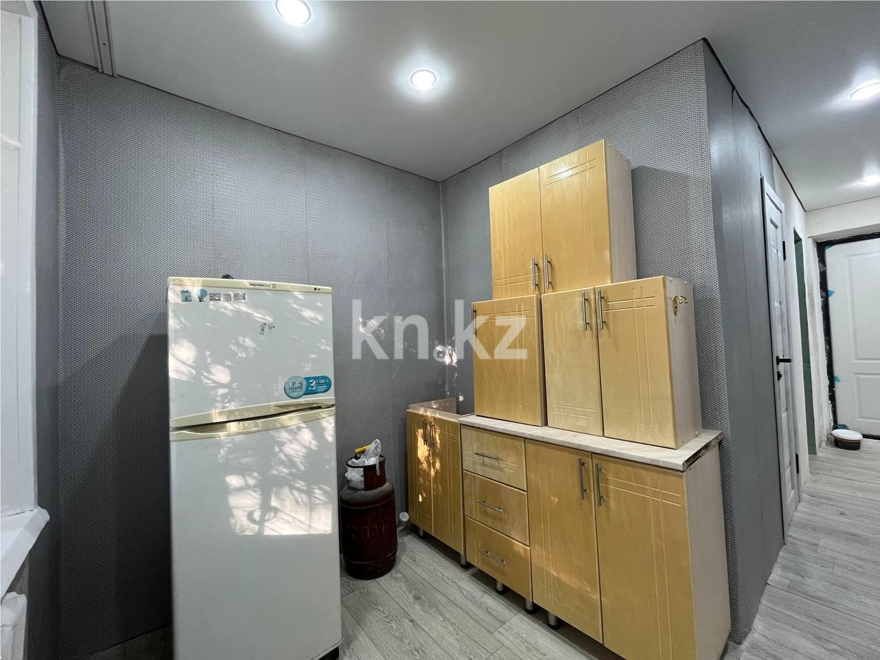 Продажа 3-комнатной квартиры, 54 м², ул. 6-й мик-н в Темиртау - фото 8