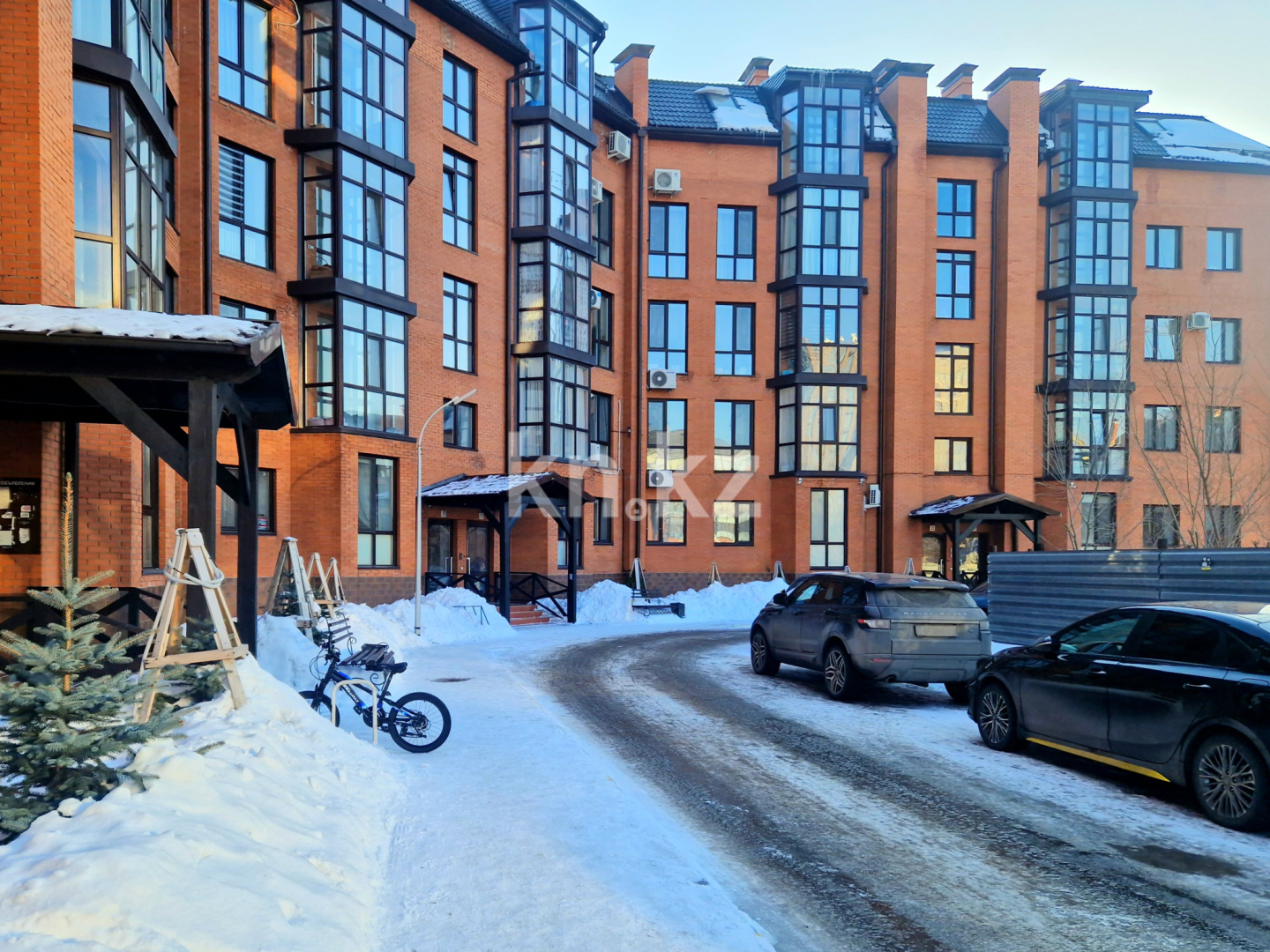 Продажа 4-комнатной квартиры, 161.8 м² - Продажа квартир в Казахстане - страница 137 фото 1 из 12