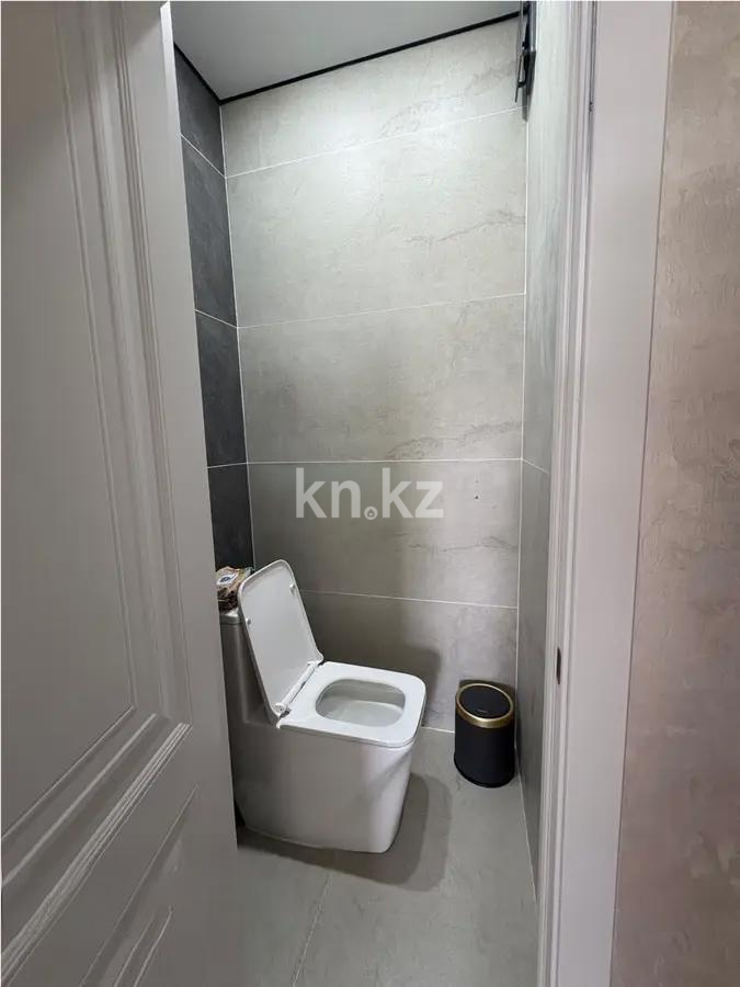 Продажа 2-комнатной квартиры, 61 м², мкр-н Жетысу-2, дом  19 в Алматы - фото 3