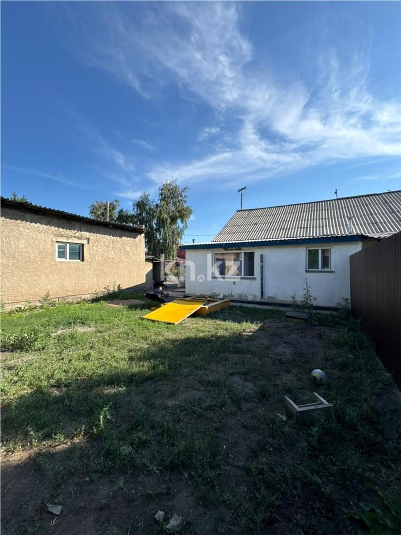 Продажа 4-комнатного дома, 72 м² - Продажа домов, коттеджей в Караганде - страница 2 фото 2 из 15