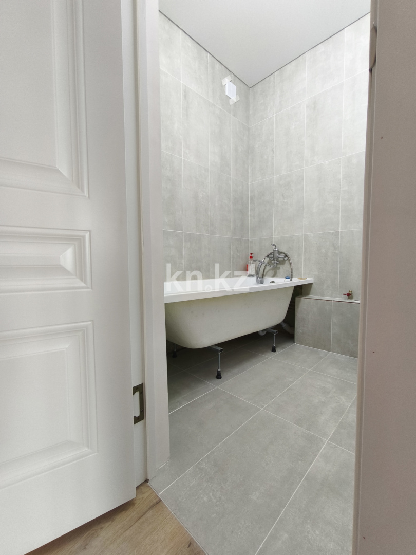 Продажа 3-комнатной квартиры, 70 м² - Продажа квартир в Казахстане - страница 3 фото 9 из 9