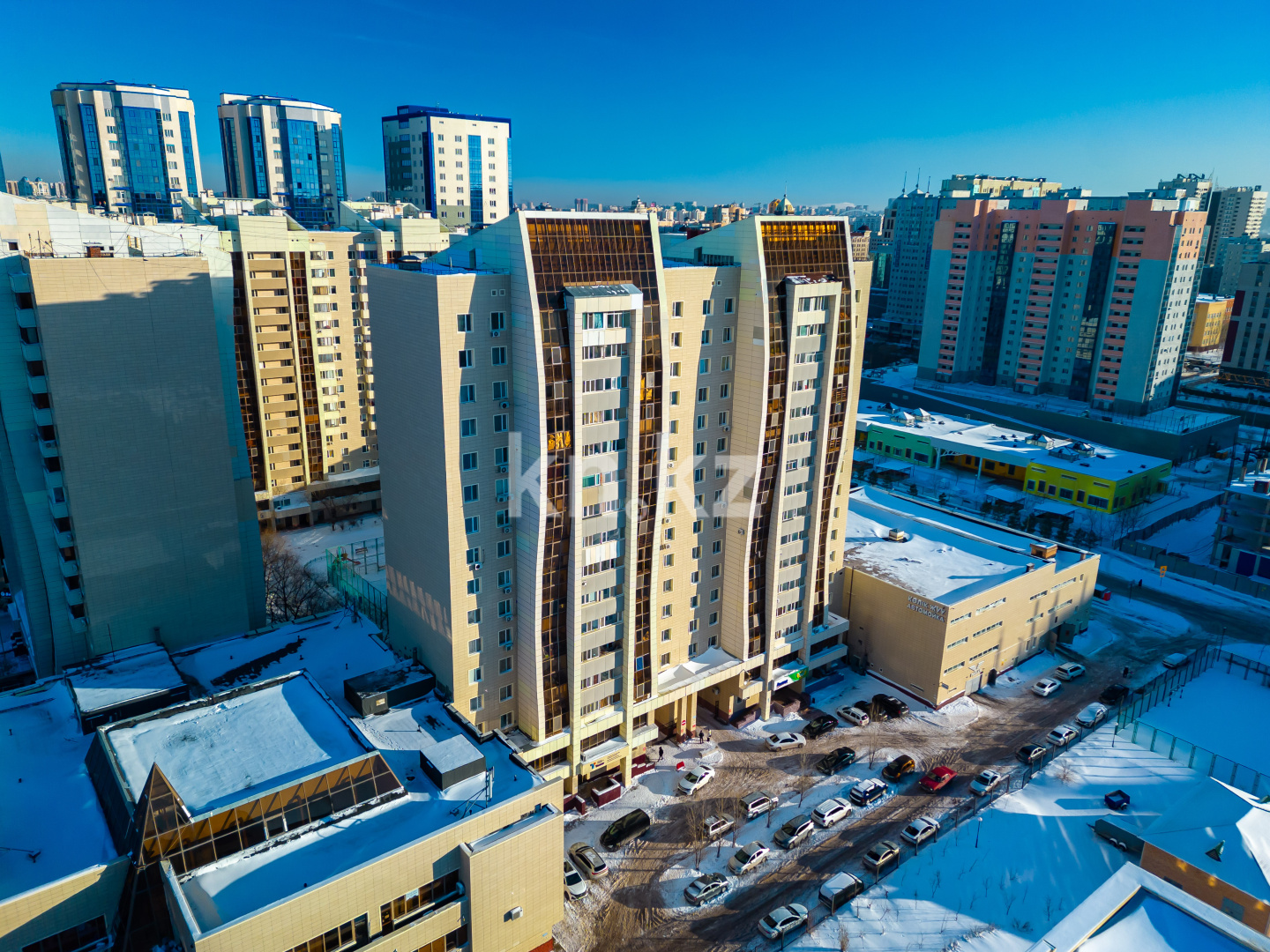 Продажа 2-комнатной квартиры, 64 м², пр. Абая, дом  8 в Астане - фото 10