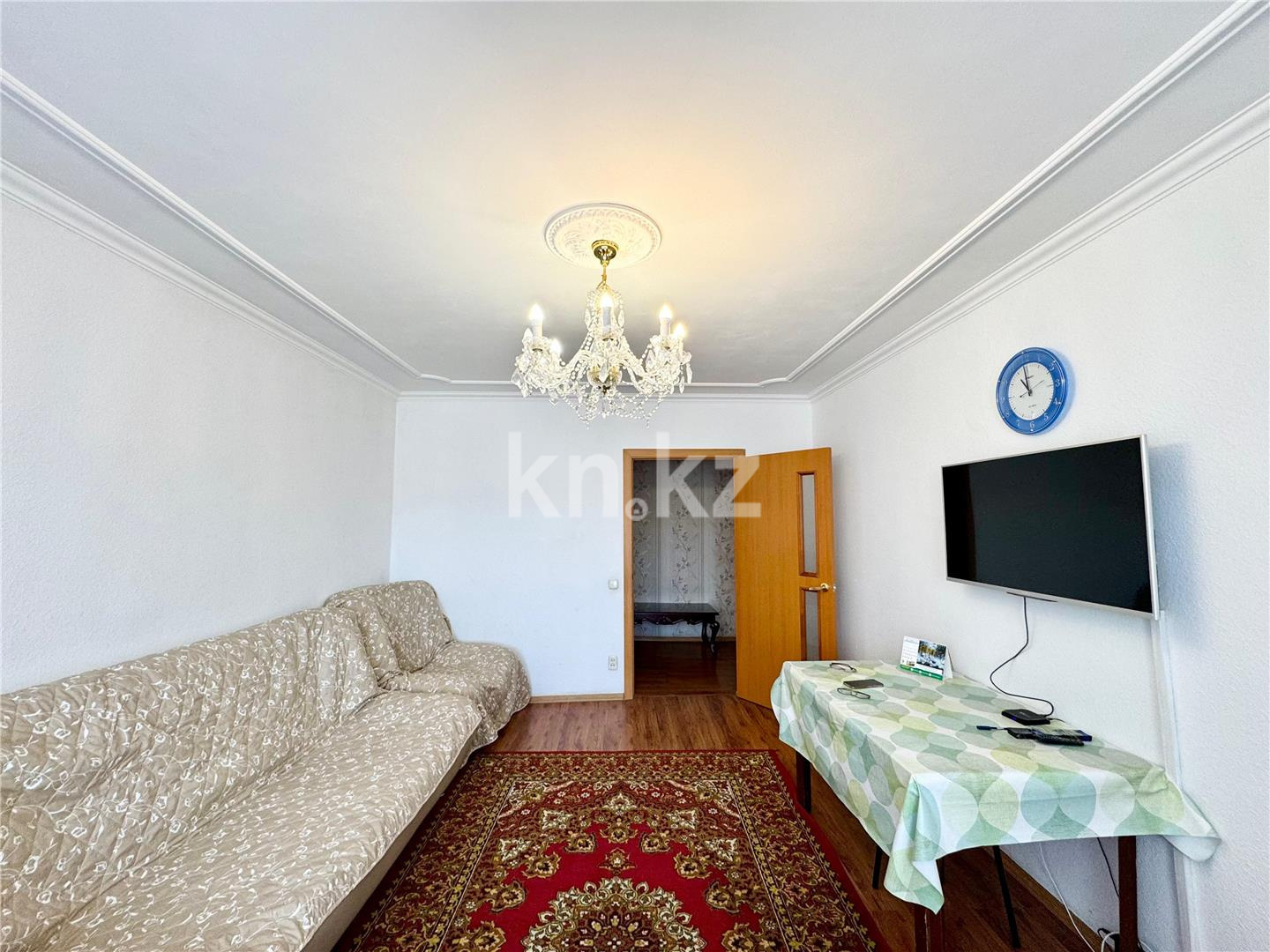Продажа 4-комнатной квартиры, 87 м², пр. Шахтеров - Продажа  четырехкомнатных квартир в Караганде фото 2 из 15