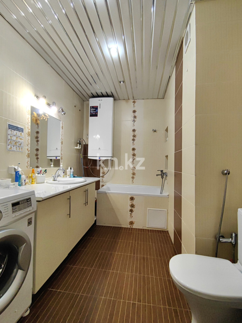 Продажа 4-комнатной квартиры, 122 м², пр. Республики, дом  40 - Продажа  четырехкомнатных квартир в Караганде фото 21 из 32