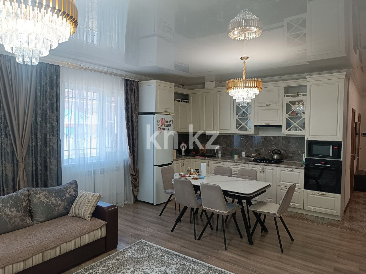 Продажа 5-комнатного дома, 213 м², 68-й квартал - Продажа квартир в Костанае фото 22 из 34